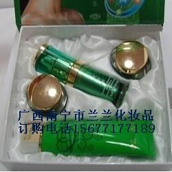 供应红颜秀氨基酸金装精莹透亲颜组合套装22化妆品168元
