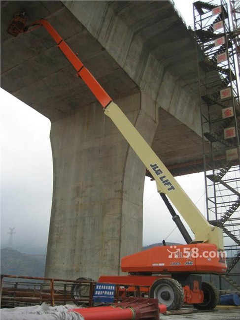 供应杭州高空作业车出租14米曲臂JLG450A进口