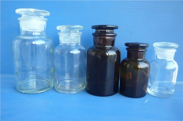 直销各款化学试剂玻璃瓶125毫升试剂玻璃瓶