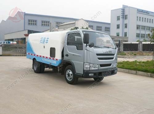 供应南京跃进垃圾清扫车 象力牌扫路车 钢厂扫路车