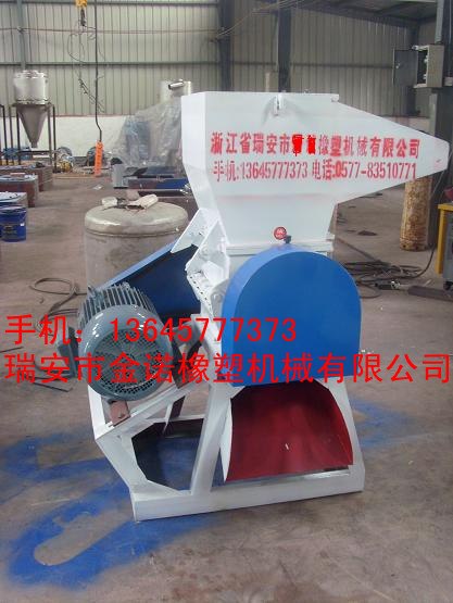 供应满足客户铝土矿石粉碎机实现我国工业新突破