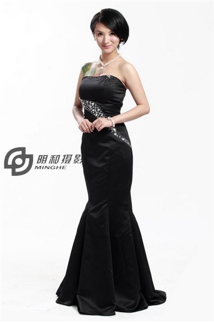 供应男装拍摄，女装拍摄，服装服饰摄影公司
