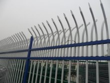 供应北京锌钢护栏网德州锌钢护栏网天津隔离网