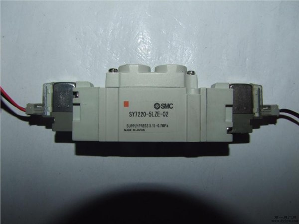 供应SMC电磁阀VT317-3G-02