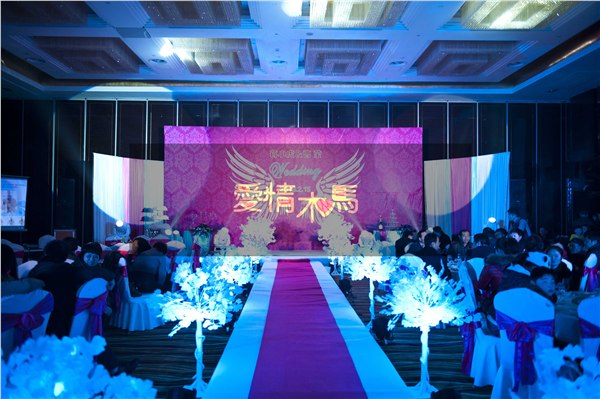 阜阳高端婚礼设计首选阜阳爱情木马婚庆策划公司