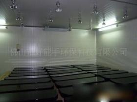 供应黑亮光音箱烤漆房