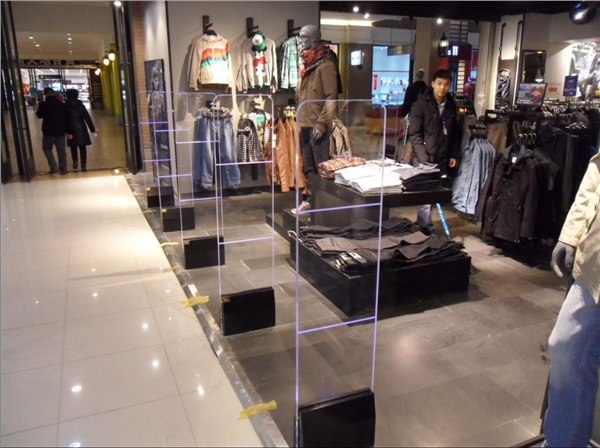 歌莉娅服饰防盗器 福州女式服装防盗报警器 时尚女装品牌防盗