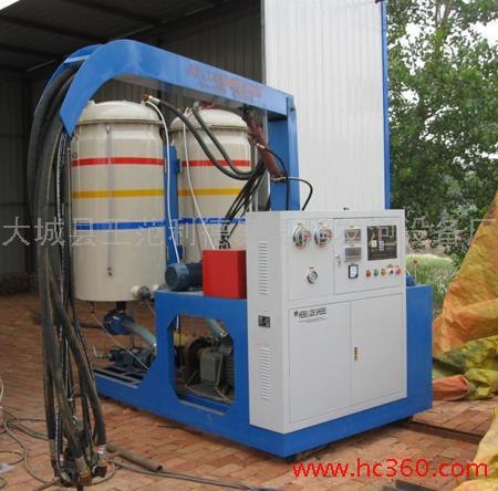供应聚氨酯发泡机、聚氨酯高压发泡机