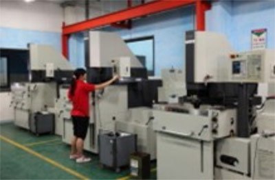 昆明嘉豪模具供应云南塑料期货云南塑料土工格栅云南塑料框等