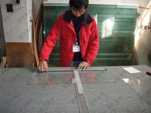 十字绣装裱技术字画手工装裱技术培训广西桂林穿艺画业