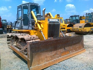 青岛二手推土机市场〓“2手价格+优惠”