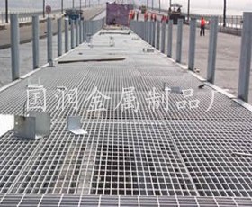 供应平台专用热镀锌钢格板|钢格板标准生产厂家
