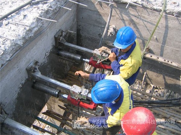 供应天津楼板洗洞地面钻孔专业打孔
