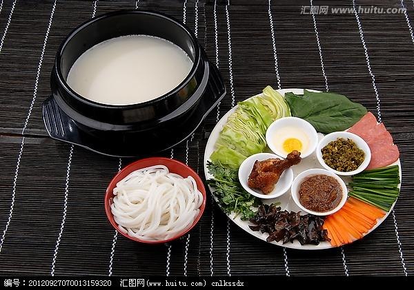 沸百味云南过桥米线加盟|云南过桥米线的做法|米线的投资