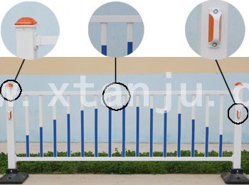 锌钢公路护栏--邢台安居公路护栏厂家报价