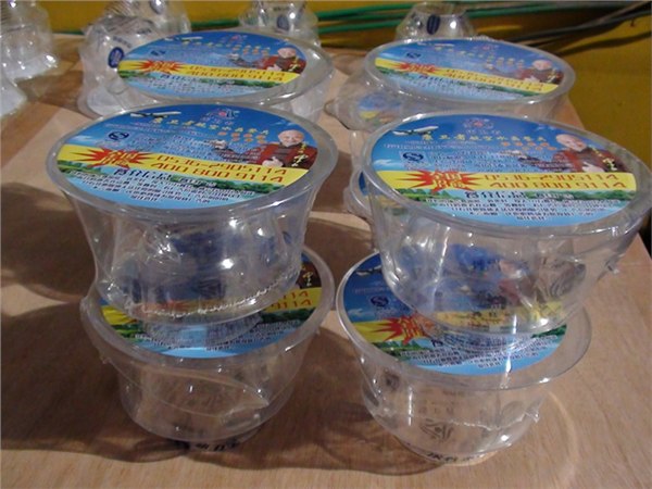 供应创业掘金大商机——康卫者一次性航空水晶餐具