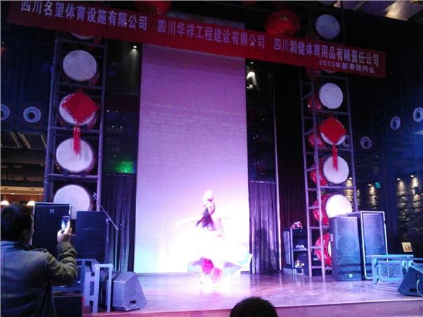 成各类活动音响租用、婚庆音响租赁、开盘音响租赁、晚会音响租赁