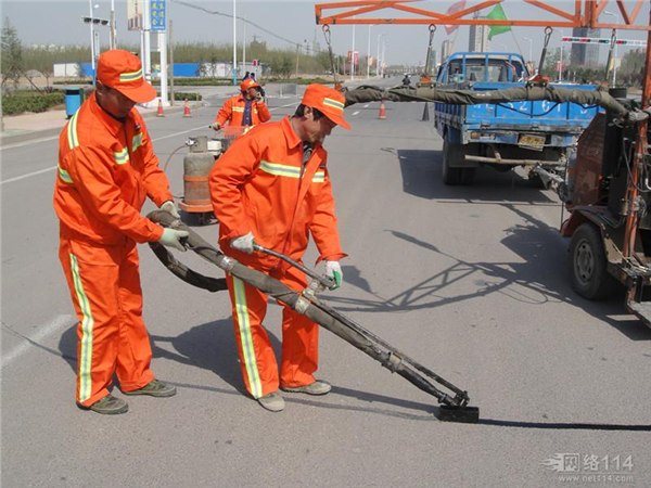 供应青岛公路灌缝胶哪里供应的质量好