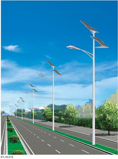供应云南炳诚伟业太阳能路灯40W太阳能路灯方案