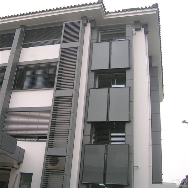 供应分体式阳台壁挂平板太阳能热水器