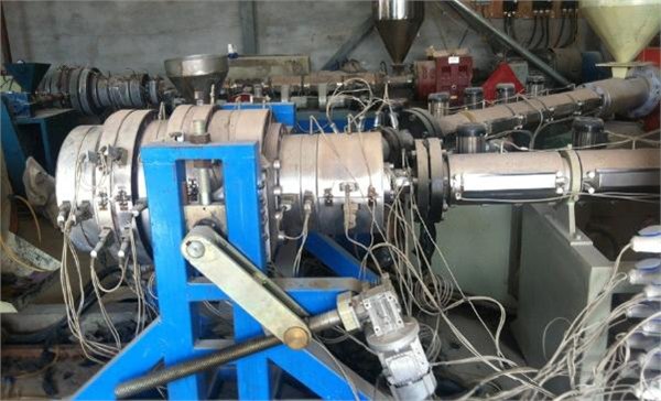 供应PE挤出模具 厂家