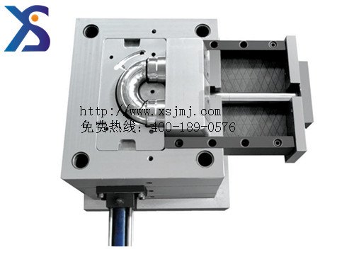 供应管件塑料模具设计