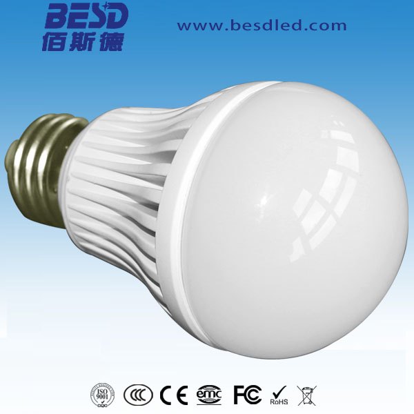 A60mm 球泡灯 E27 LED球泡灯 7W E27球泡灯