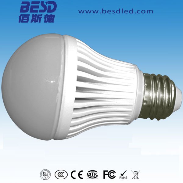 A70mm 球泡灯 E27 LED球泡灯 8W E27球泡灯