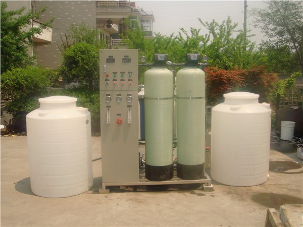 亚洁供应1000L/h反渗透纯水设备