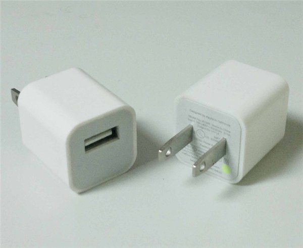 苹果绿点充电器，苹果手机充电器，iphone充电器