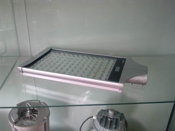 GLD4098 LED路灯 NLC9610B-L96LED路灯
