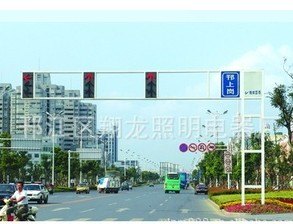 供应系列道路监控杆