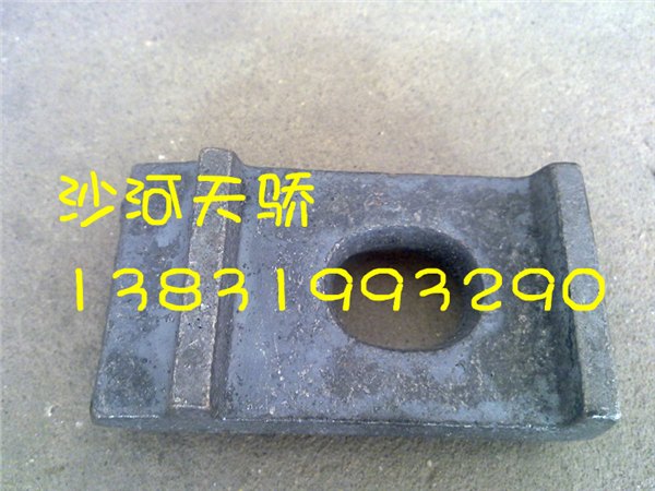 供应扣板 轨道扣板 扣板厂家