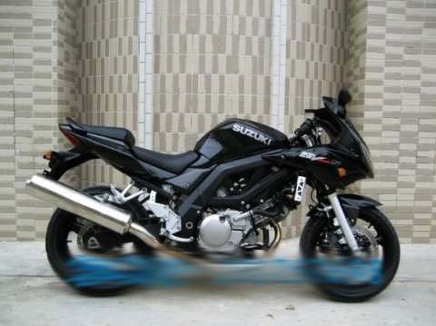 高赛趴赛铃木SV650S（原版原漆）  2600元