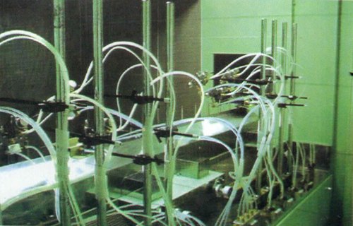 广东莞小型自动喷涂／喷漆／喷油生产流水线【使用各类小异型工件】