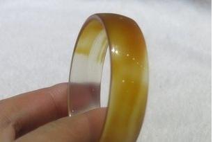 天然玛瑙手镯