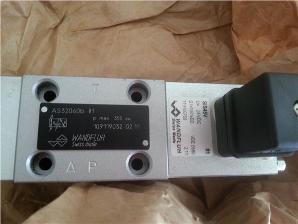 瑞士万福乐电磁阀AMW4D61 220V