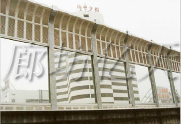 混合型城市道路声屏障