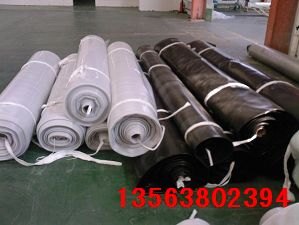 土工膜厂家热销垃圾填埋场防渗土工膜防根穿刺土工膜