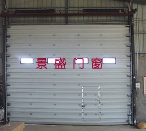 大背筋车库门