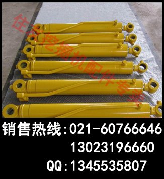 住友200挖掘机仪表盘