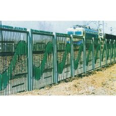 铁路隔离防护栏
