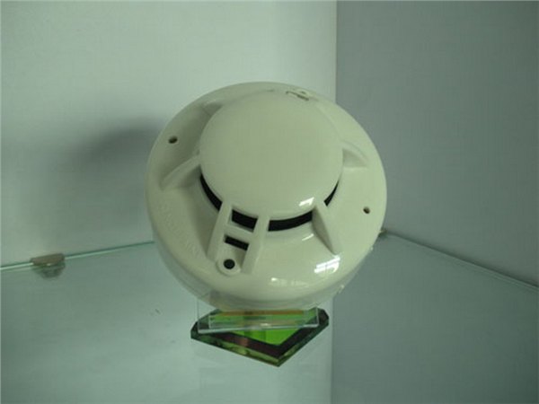 直销联网型烟感探测器、继电器烟感、常开常闭可选
