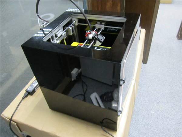 中山3D打印机+个人桌面级+ABS与PLA材料+快速出模