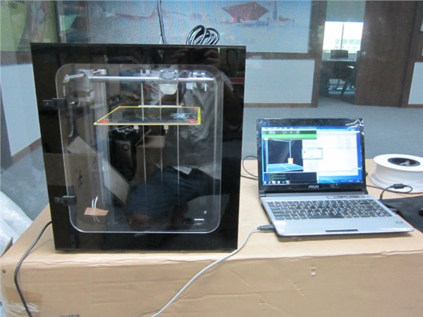 小榄3D打印机+个人桌面级+ABS与PLA材料+快速出模