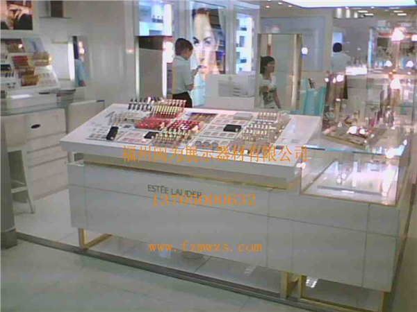 福化妆品展架设计