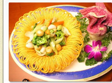 不用开店就能赚钱，金日来彩色带馅面条机的优势