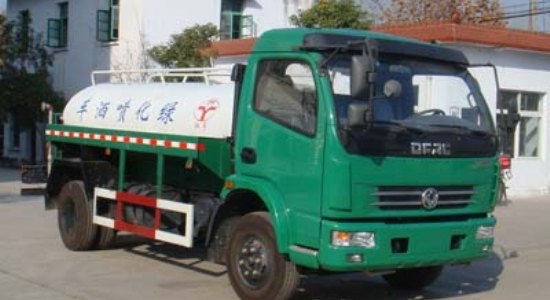 东风多利卡农药喷洒车