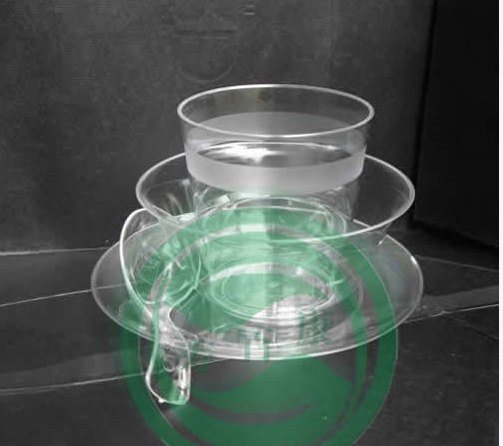 一次性水晶餐具供应厂家。价格合理。