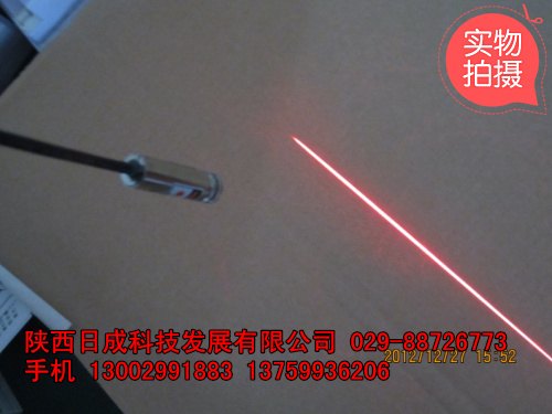 可调一字线激光器